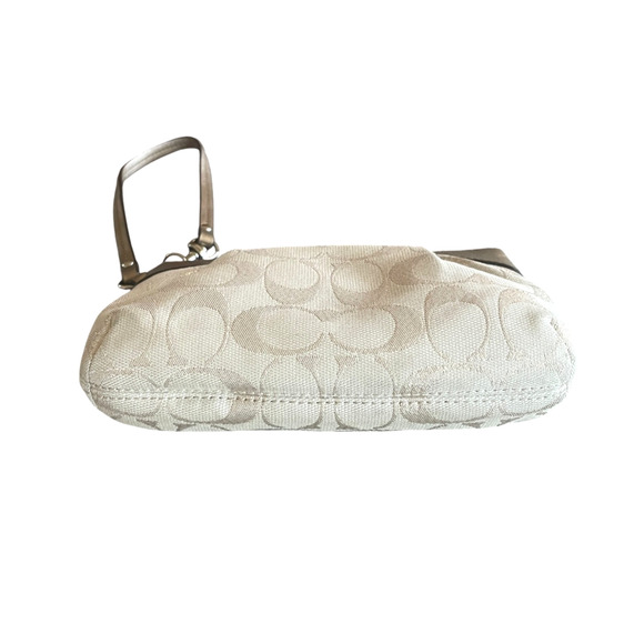 COACH Signature Metallic Khaki Gold Pleated Leather Top Zip Wristlet Bag Logo - Picture 5 of 8